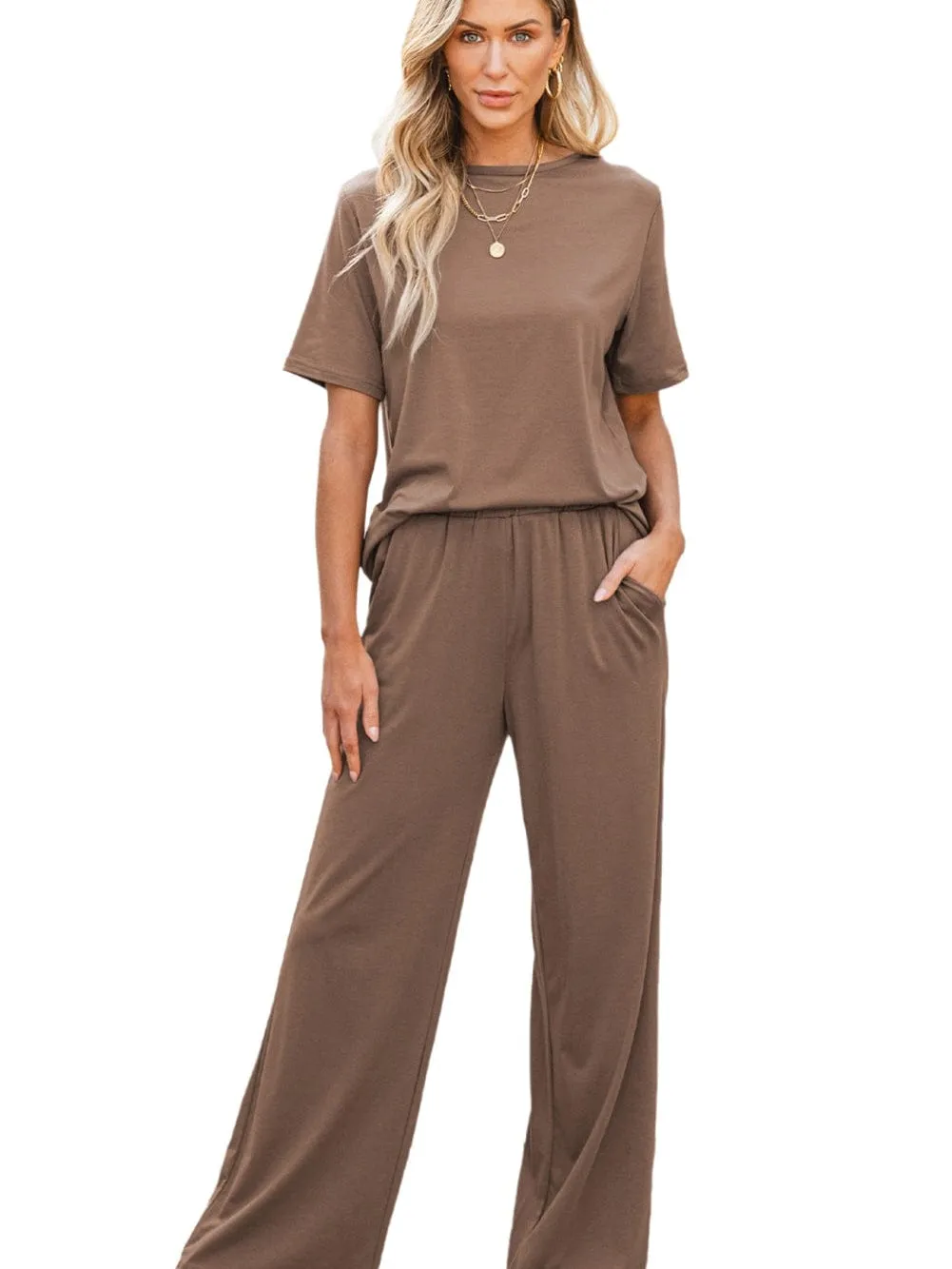 Brown Lounge Set: Comfortable and Chic