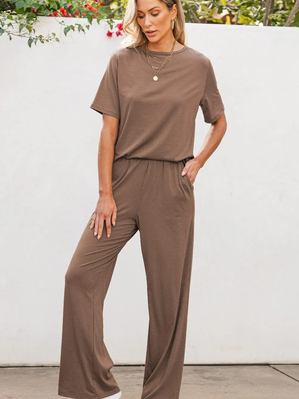 Brown Lounge Set: Comfortable and Chic