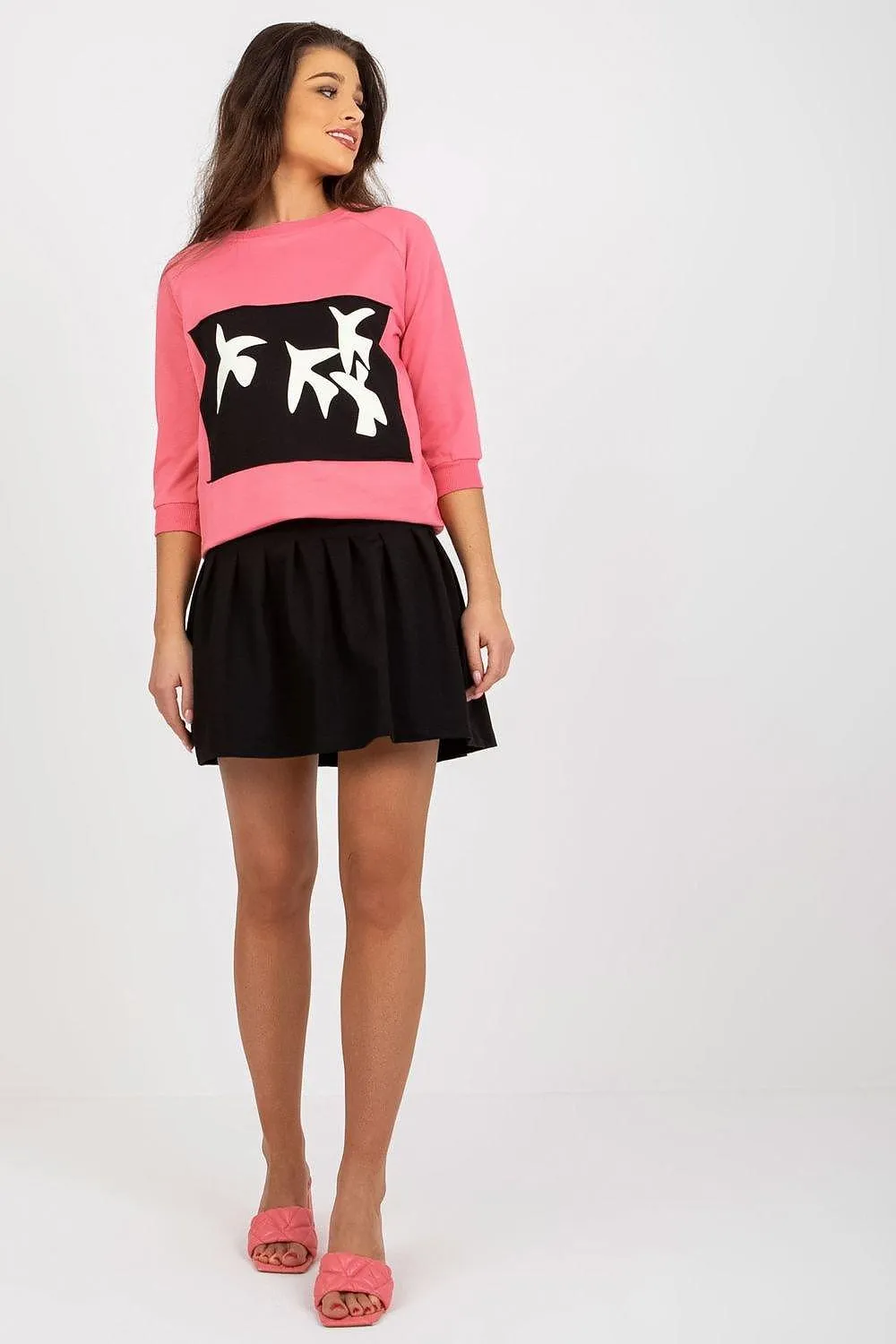 Chic Sweatshirt and Flared Skirt Ensemble