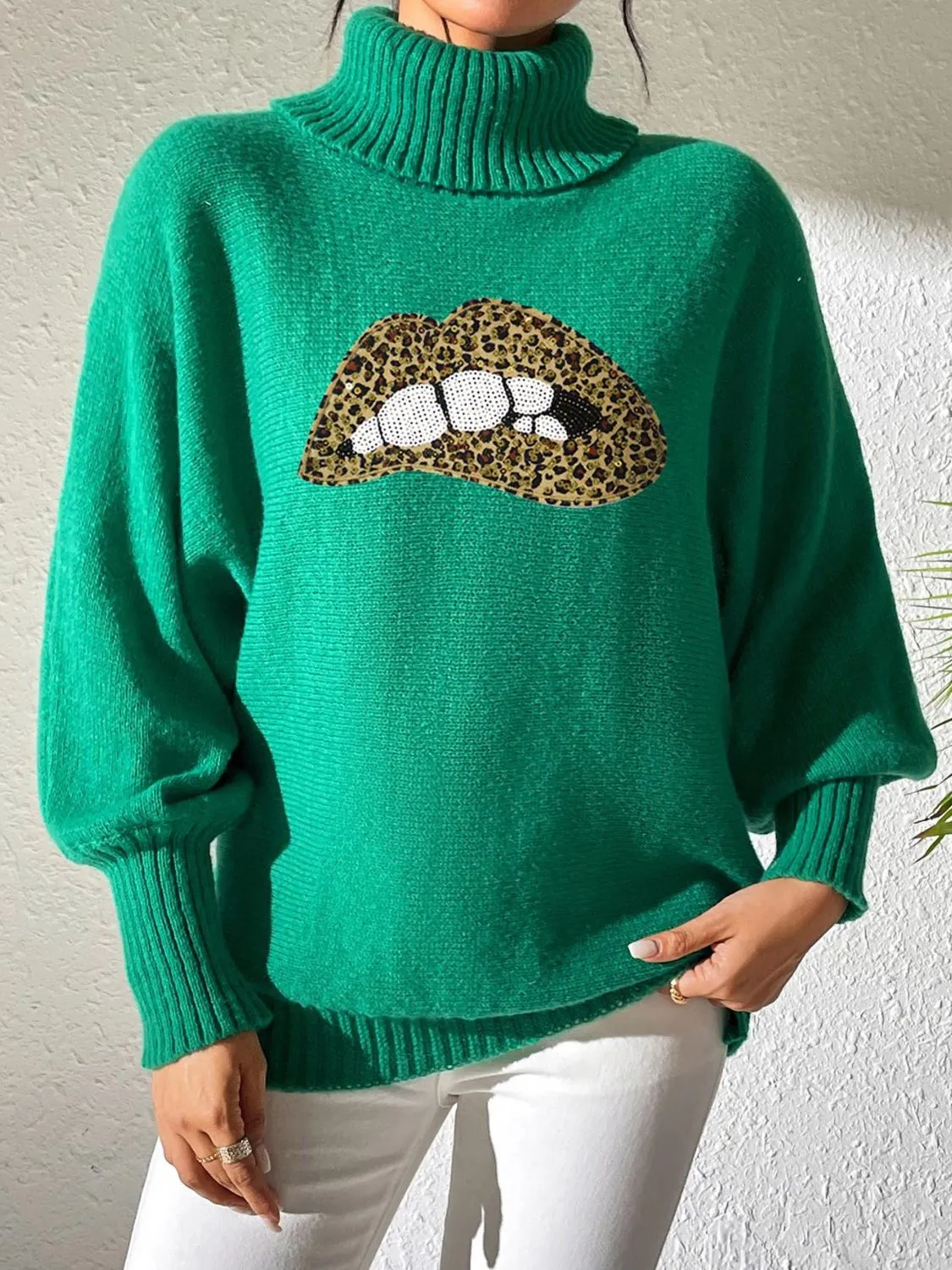 Lip Turtleneck Long Sleeve Sweater