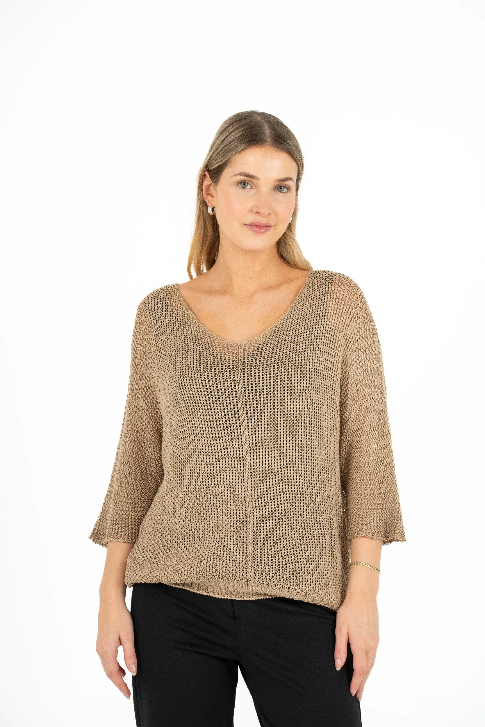 M Made in Italy – Knit V-Neck Sweater With Elbow Length Sleeves