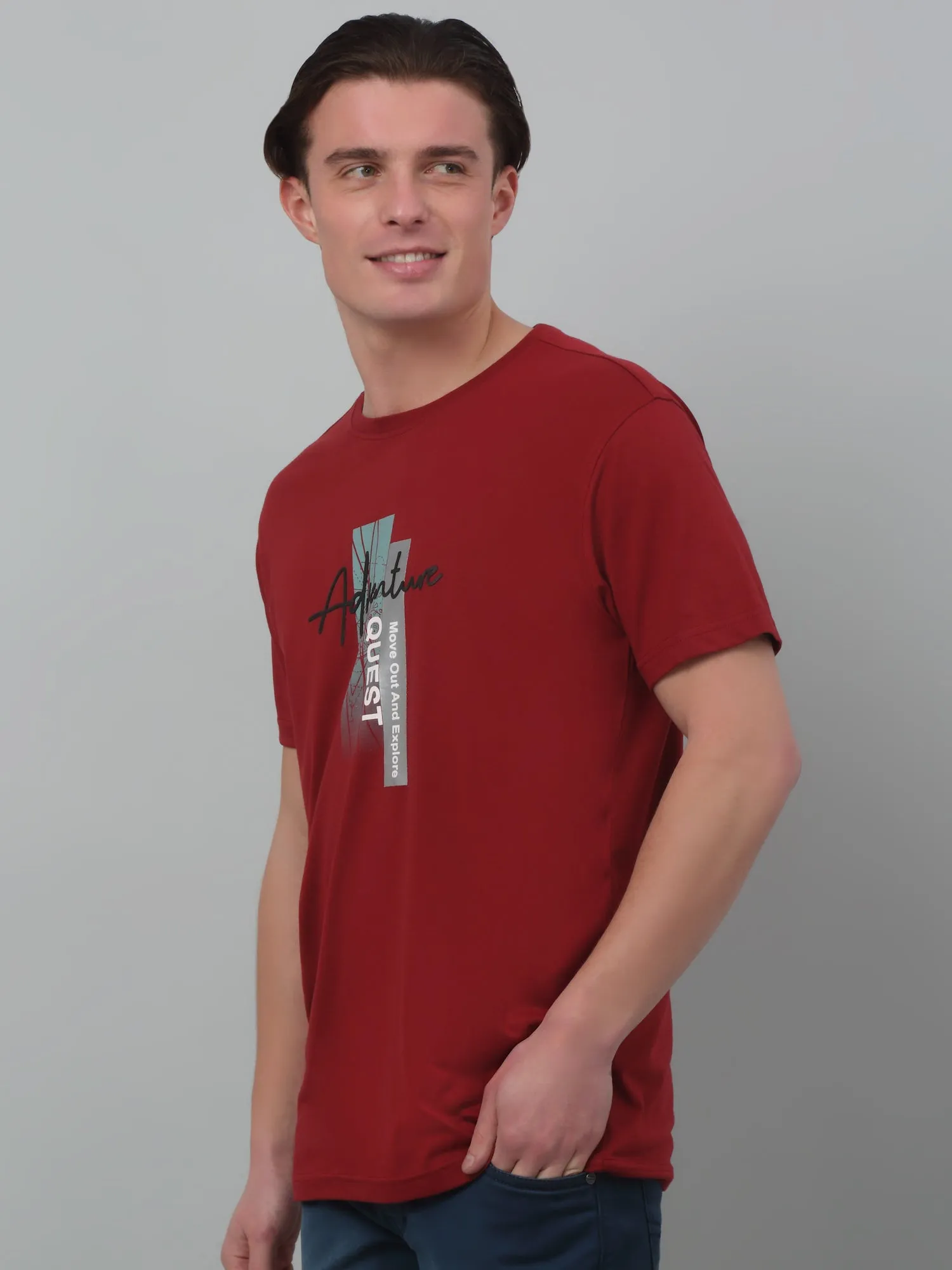 Men's Red  Round neck Half Sleeve T-Shirt with Typographic print