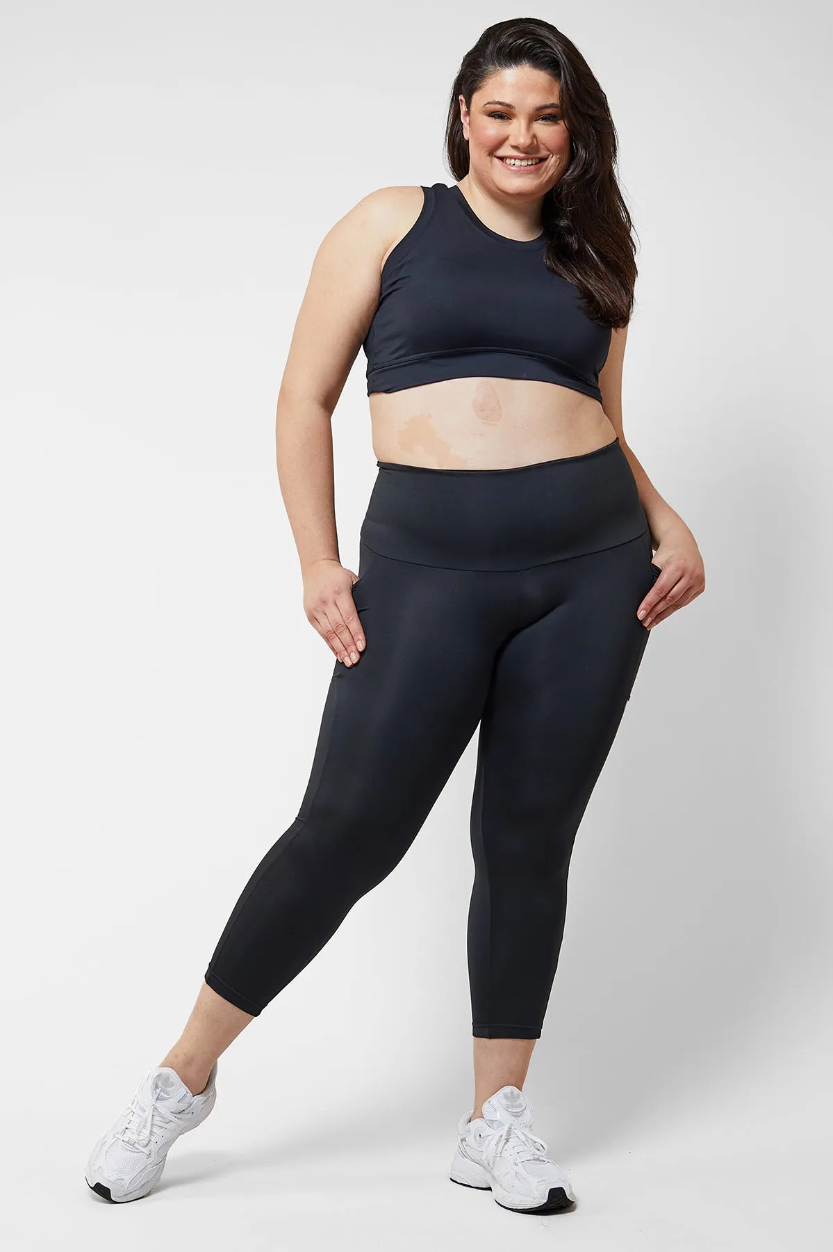 Side Pocket Leggings with Thermal Brushed Fabric Black