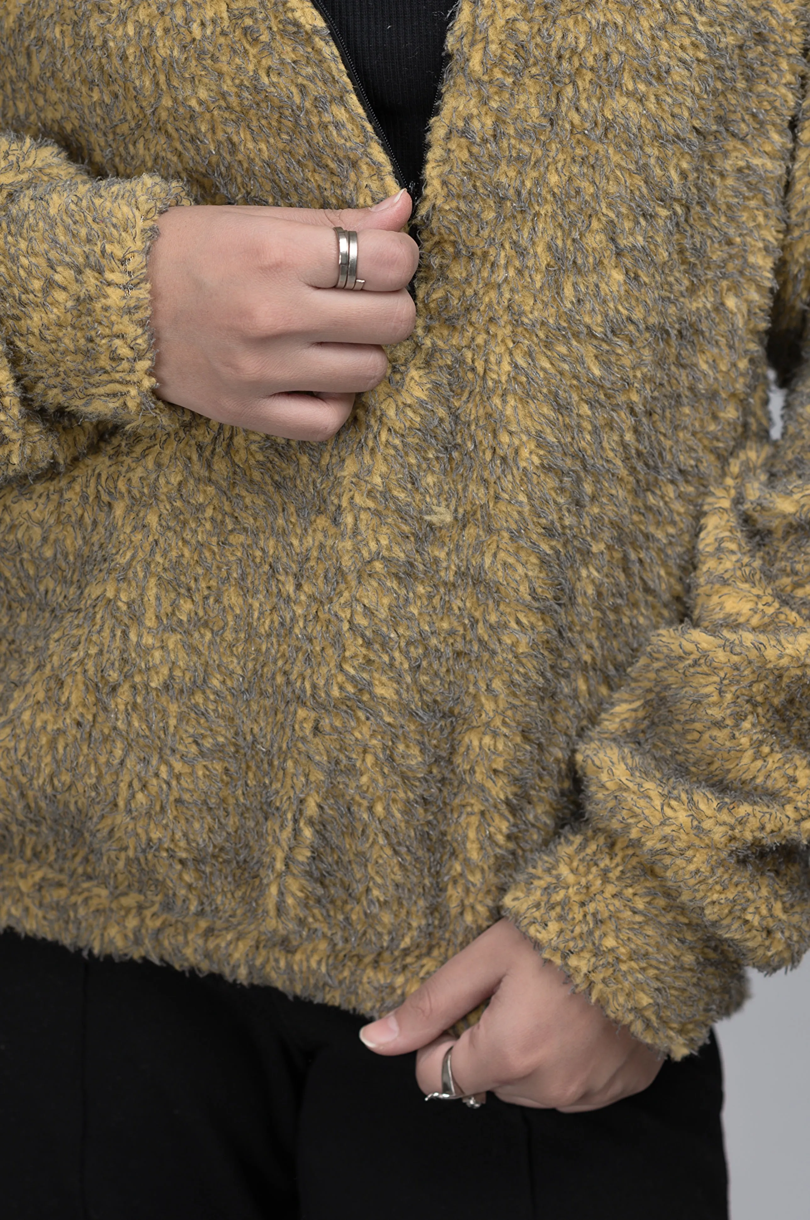 Tweed Woolen Sherpa Movkneck Half Zip Oversized Sweater